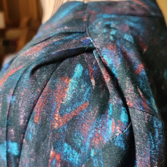 Casual Studio Comfy Aztec Style Top Size M - Picture 4 of 6